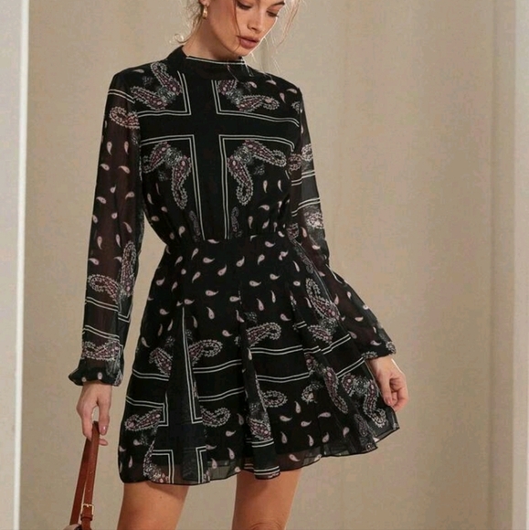 Floral Print Chiffon Short Long Sleeve Dress, Suitable For Spring - Picture 3 of 5